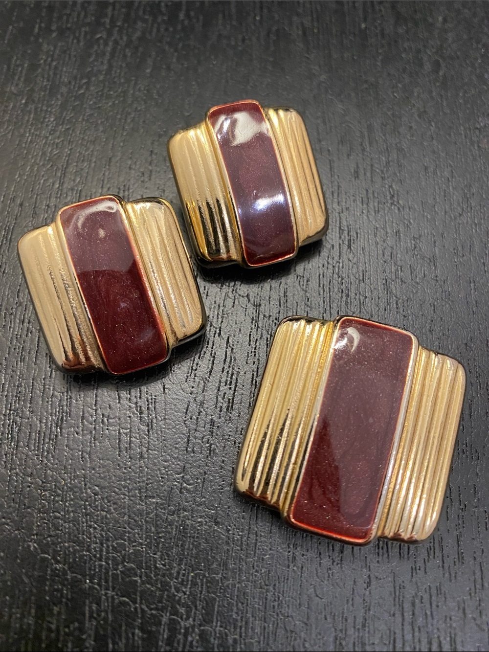 Vintage Weekenders Gold-Toned & Burgundy Enamel Pierced Earrings & Pendant